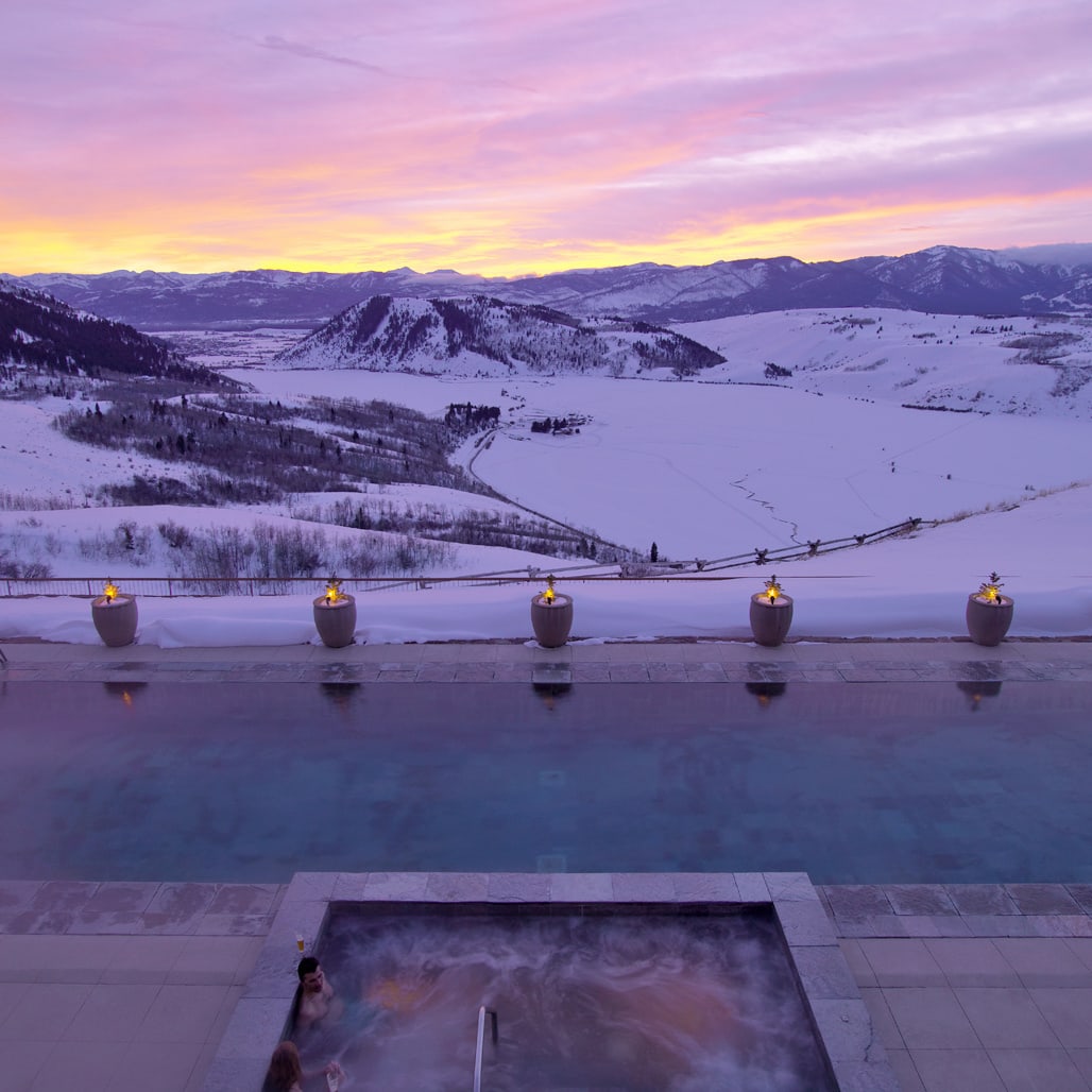 Top 5 Rocky Mountain Luxury Resorts For Your Socially Distant Vacation